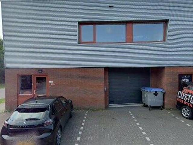 Bedrijfspand te huur in Almere-haven, Flevoland