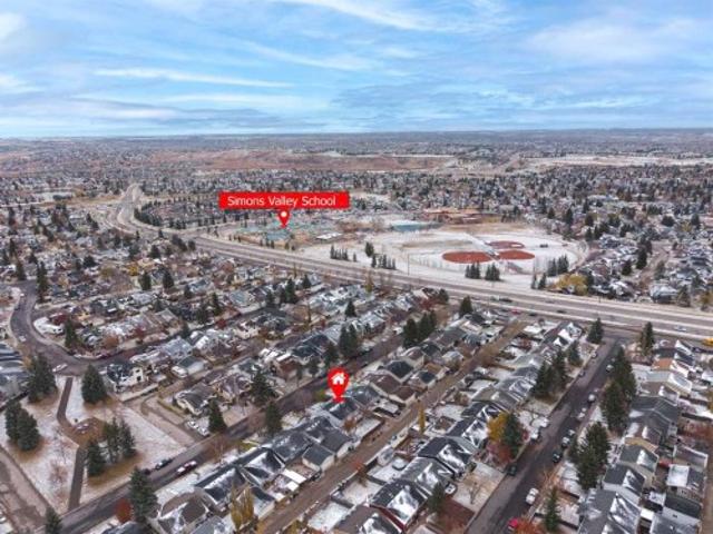 House for sale in MacEwan Glen, Calgary