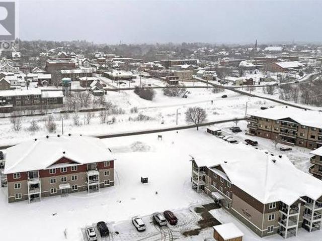 House for sale in Renfrew, Ontario