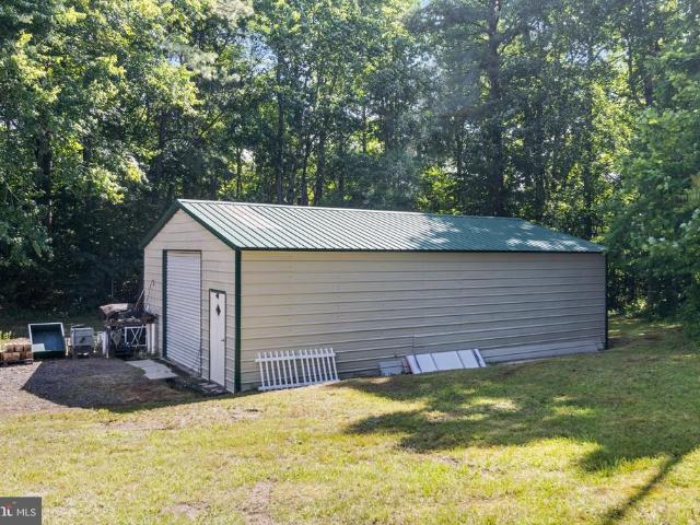House for sale in Huntingtown, Maryland