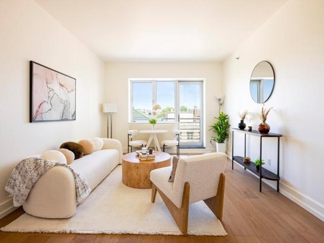 Condo for sale in Arverne, New York