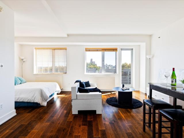 Condo for sale in Arverne, New York