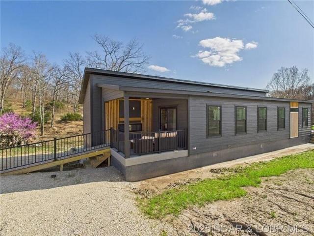 House for sale in Laurie