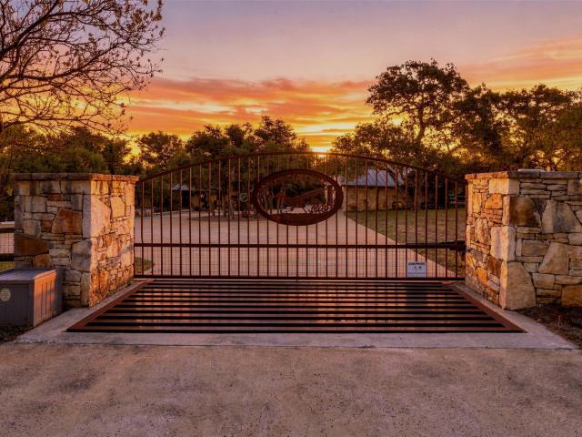 House for sale in Burnet, Burnet County
