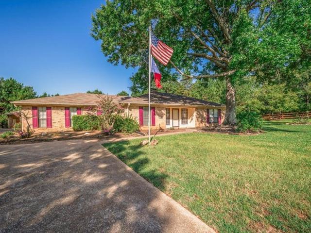 House for sale in Gladewater, Texas