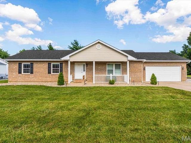 House for sale in Monroe, Illinois