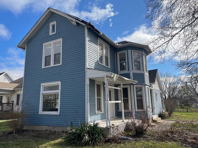 Property for sale in Flanagan, Illinois