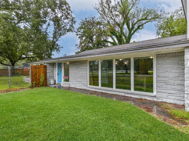 House for sale in West Columbia, Texas