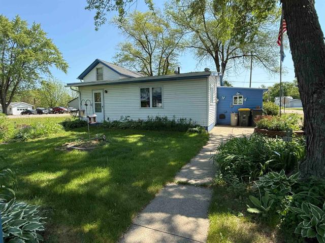 House for sale in Avoca, Wisconsin