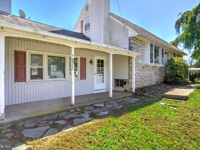 House for sale in Brittany Farms, Chalfont