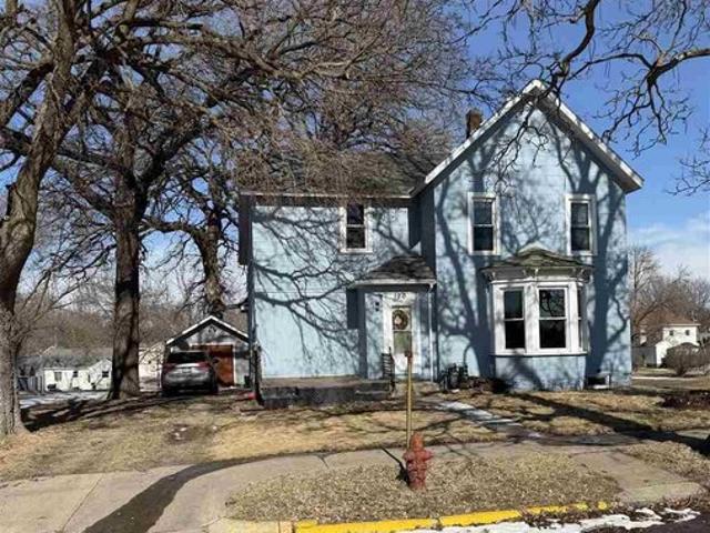 House for sale in Sleepy Eye, Minnesota
