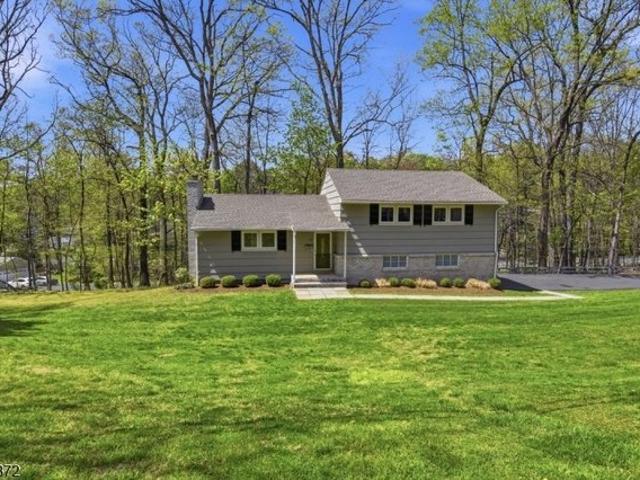 House for sale in Bernardsville, New Jersey