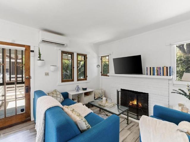 Apartment for sale in Pasadena Apartment for sale in Pasadena