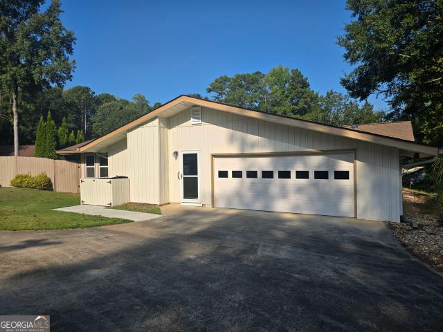 Property for rent in Peachtree City, Georgia