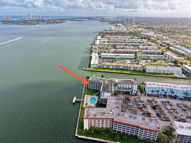 Condo for sale in North Palm Beach, Florida