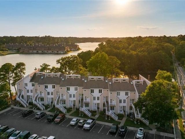 Condo for sale in Virginia