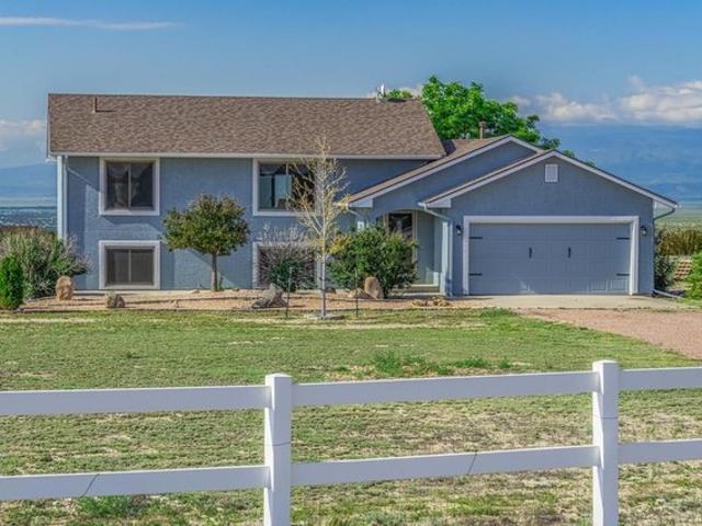 House for sale in Penrose, Colorado