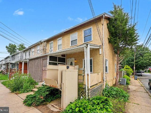Townhouse for sale in Chester, Pennsylvania