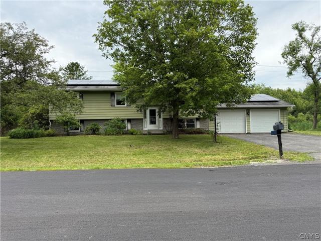 House for sale in Oneida, New York