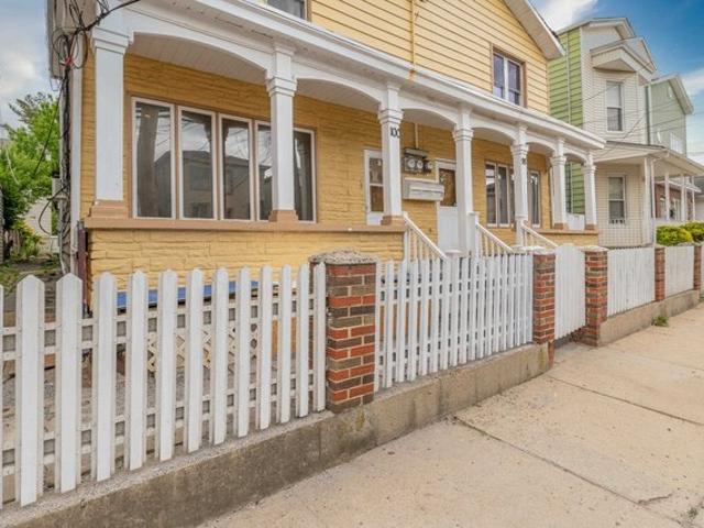 House for sale in Hudson, New Jersey