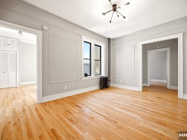 Condo for sale in Hudson, New Jersey