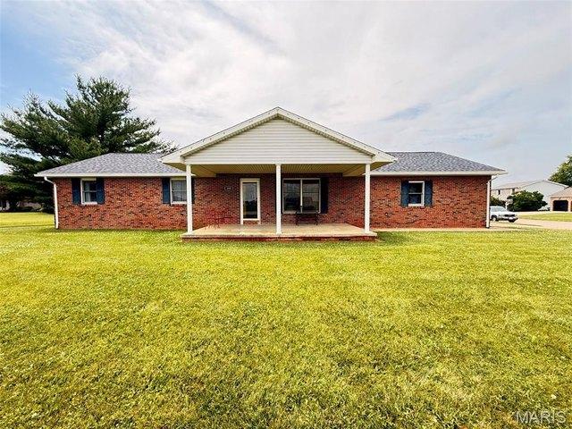 House for sale in Bethalto, Illinois