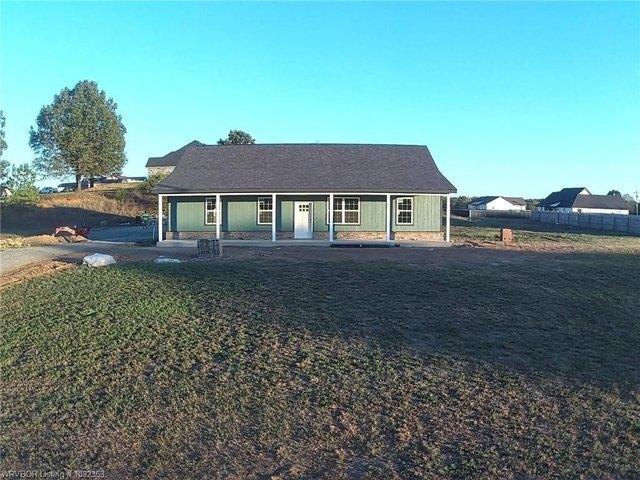 House for sale in Wister, LeFlore County