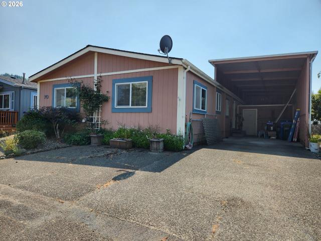 House for sale in Oregonia