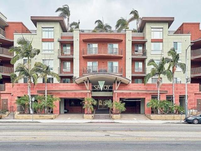 Condo for sale in Canoga Park, California