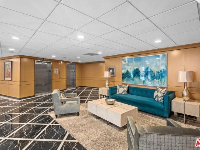 Condo for sale in Canoga Park, California