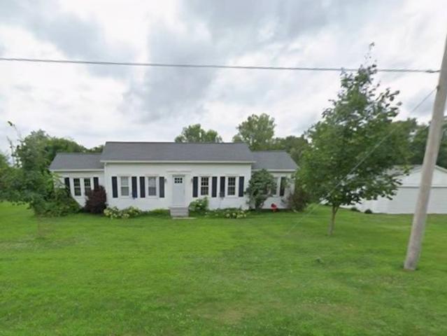 House for sale in Kirkwood, Illinois