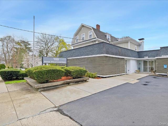 Commercial for rent in Ossining, New York