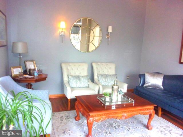 Commercial for sale in Downtown, Cumberland