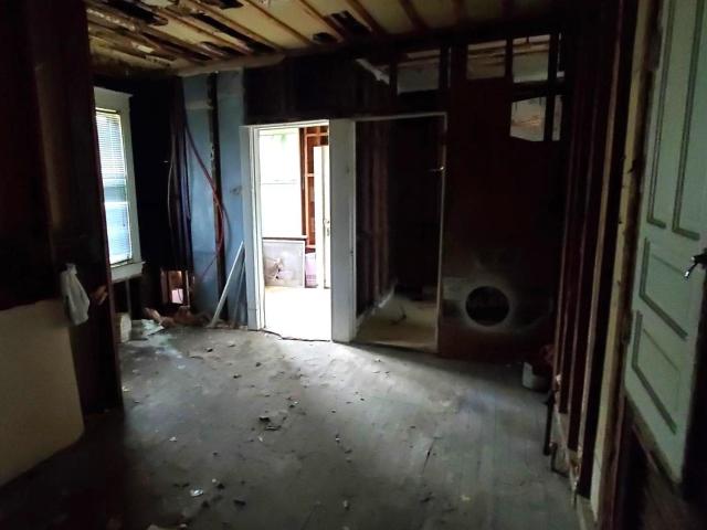 House for sale in Burlington, Des Moines County