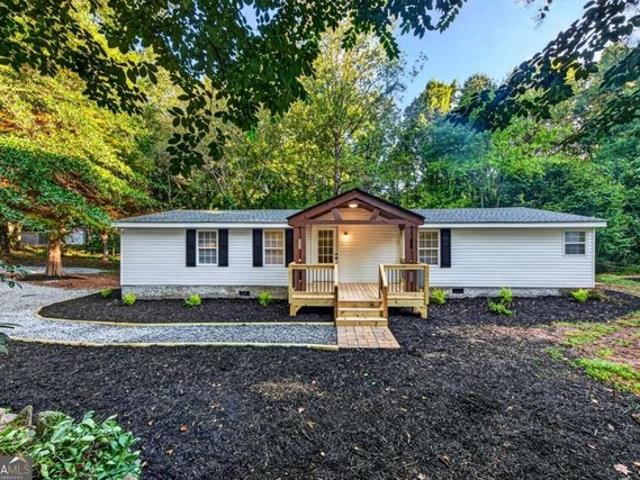 House for sale in Dahlonega, Georgia