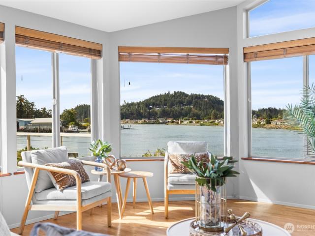 House for sale in La Conner, Washington