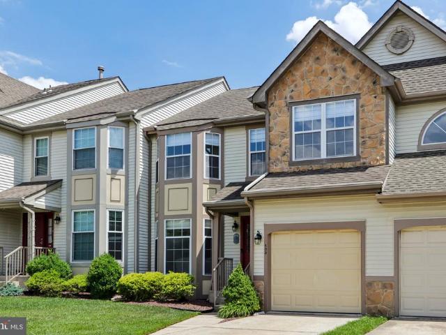 Townhouse for sale in Mount Laurel, New Jersey