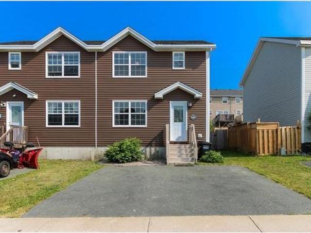 House for sale in Foxtrap, Newfoundland And Labrador