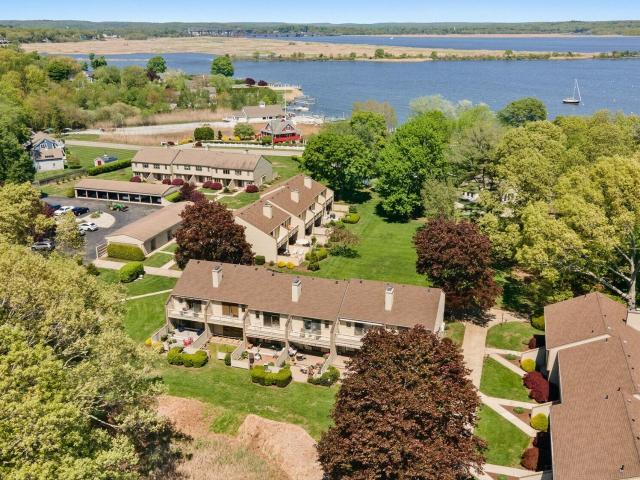 Condo for sale in Old Saybrook