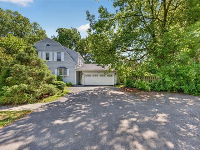 House for sale in Syracuse, New York