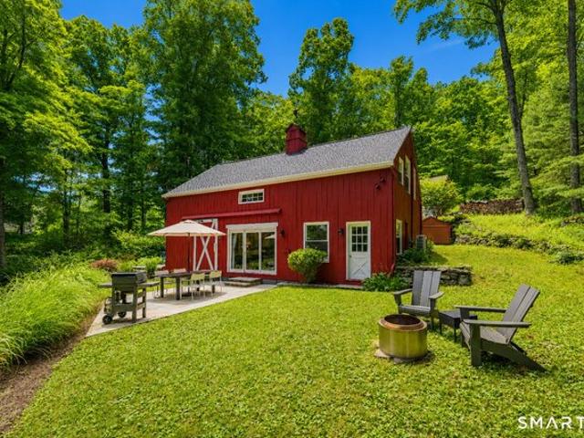 House for sale in New Fairfield, Connecticut