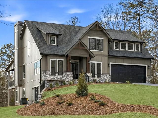 House for sale in Dahlonega, Georgia