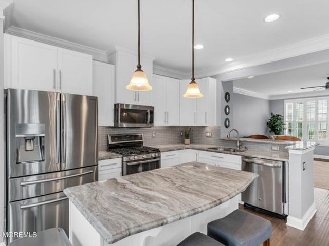 Townhouse for sale in Brick, New Jersey