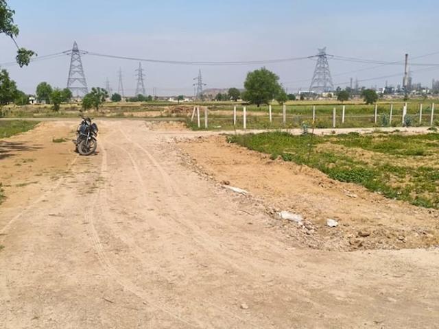 Land for sale in Hariana