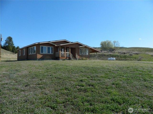 House for sale in Tonasket, Washington