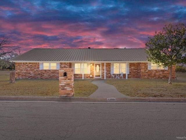 House for sale in Gatesville, Coryell County