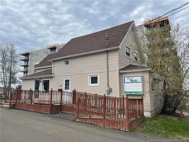 Commercial for sale in Dieppe