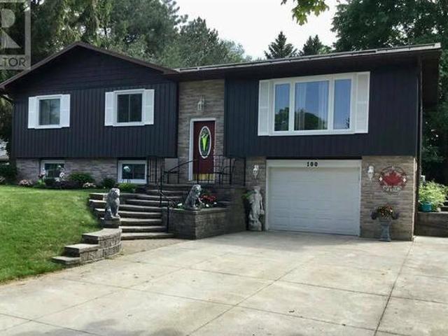House for sale in Kitchener, Ontario