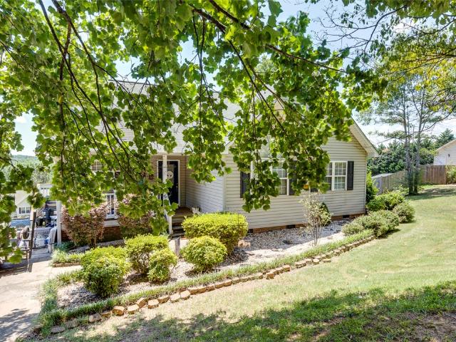 House for sale in Pickens, South Carolina