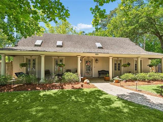 House for sale in Mandeville, Louisiana